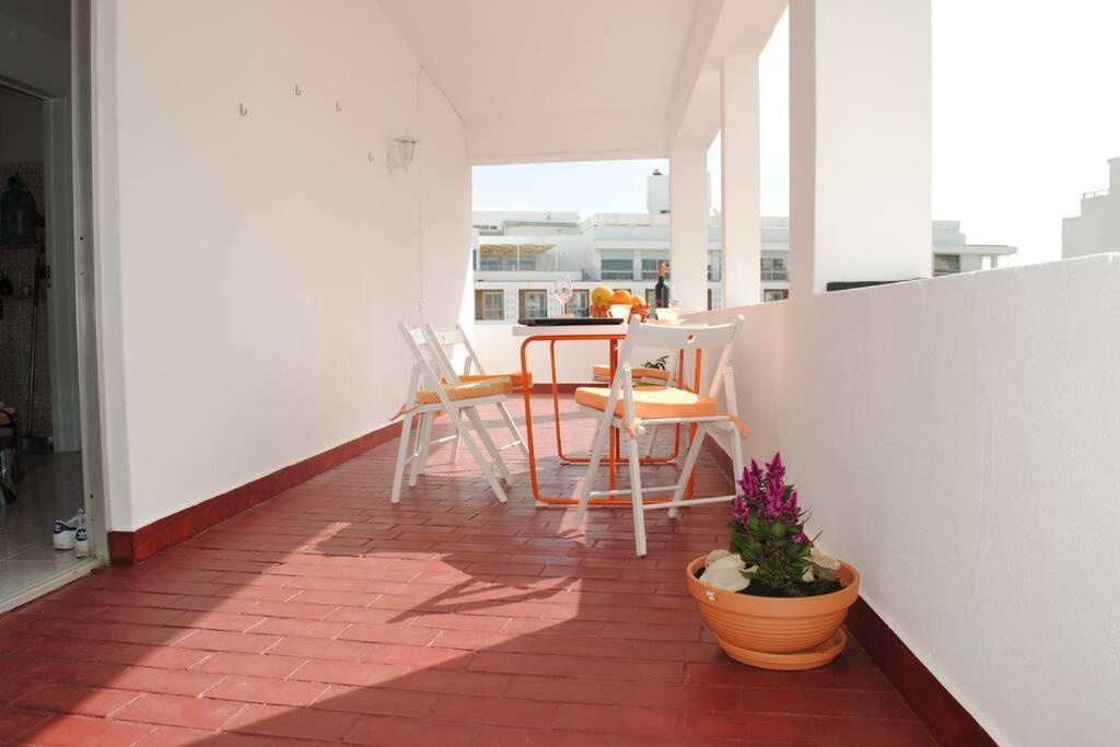 Marine Freestyler Glorious Terrace Apartment Faro Bagian luar foto
